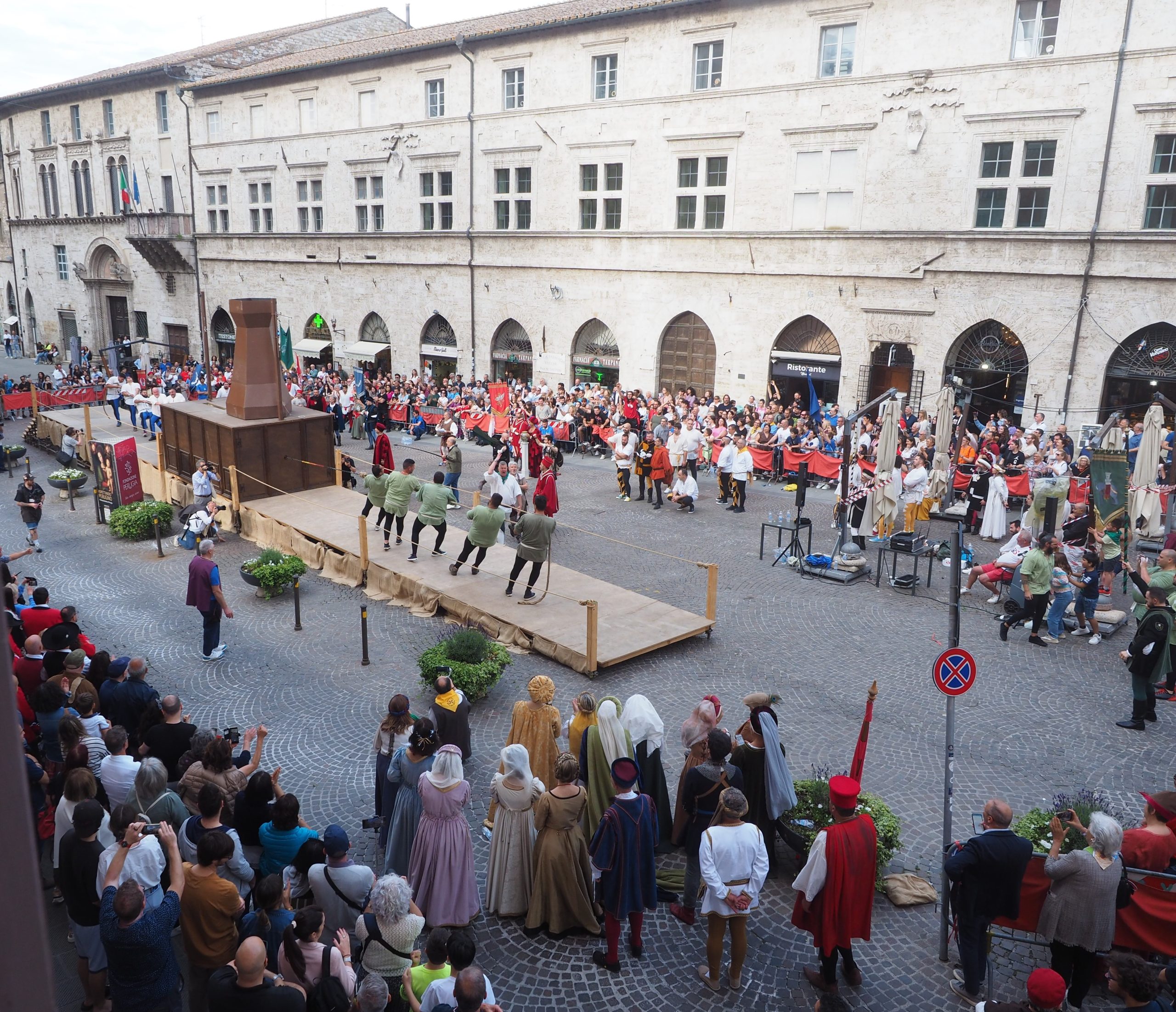 È iniziato Perugia 1416: la nona edizione della rievocazione si svolgerà a Perugia fino al 16 giugno