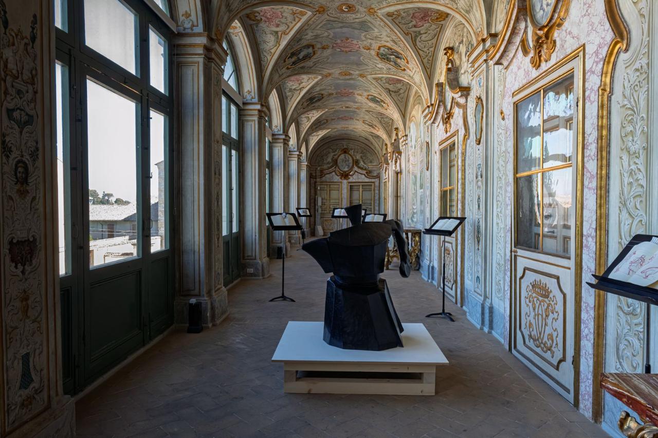Un 12 settembre speciale per Spoleto, con l’apertura straordinaria serale di Palazzo Collicola: arte, libri e performance